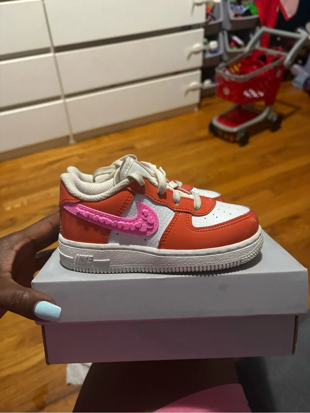 Nike Kids Low-Top Sneakers in Orange, Pink & White